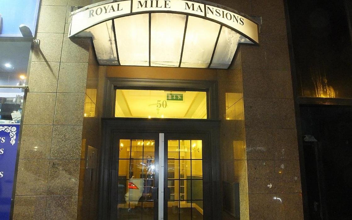 Royal Mile Mansions 2 Bedroom - Edinburgh City Centre Buitenkant foto
